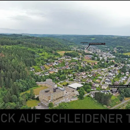 Apartment Ferienwohnung Julia Eifel *