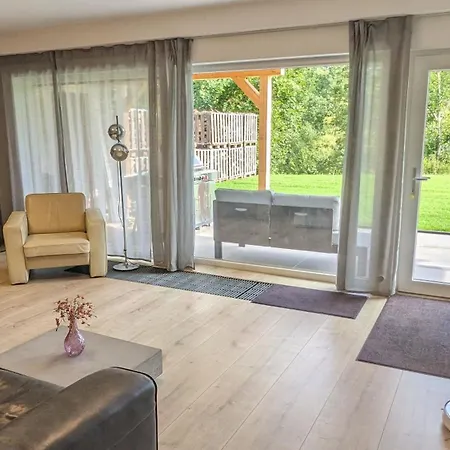 Ferienwohnung Julia Eifel Apartment *