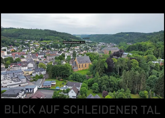 Ferienwohnung Julia Eifel *